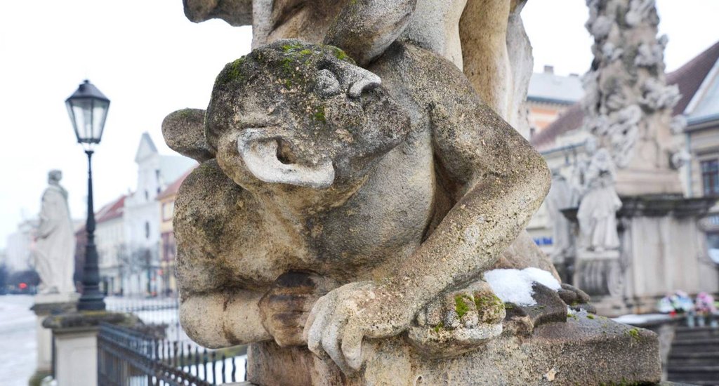 15 – Košická Immaculata –socha diabla (det.), foto: J. Gembický, KPÚ Košice