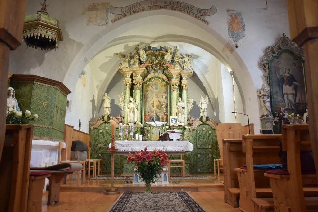 04 – Dúbravica, kostol sv. Žofie – interiér kostola