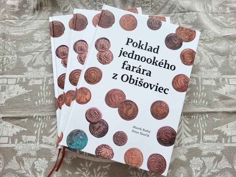 Kniha „Poklad jednookého farára z Obišoviec“, obálka, foto: archív P. Šimčíka
