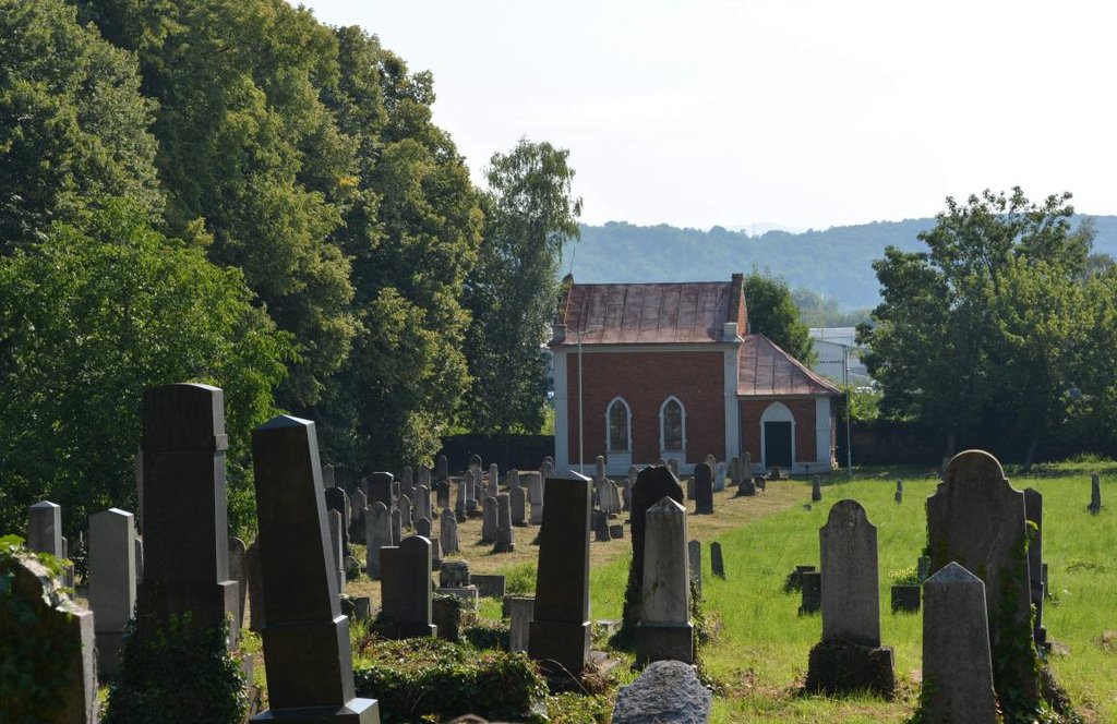 Židovský neologický cintorín v Košiciach (celkový pohľad, dolná časť), foto: J.Gembický, KPÚ Košice