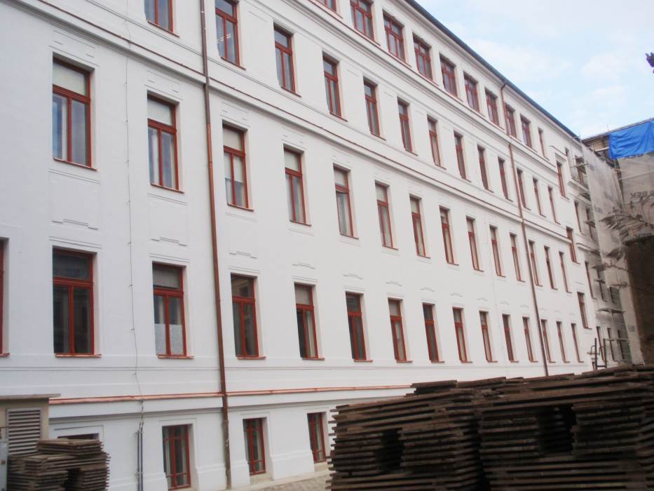 20 – Železničné riaditeľstvo, dvorové fasády (po obnove) , foto: Z. Strnková