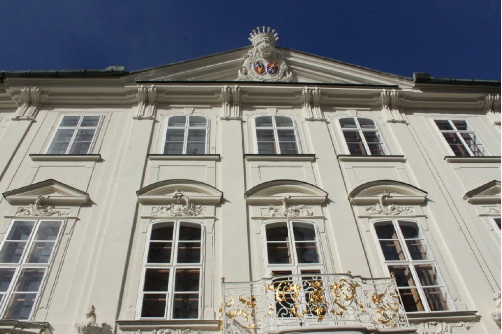 Mirbachov palác v Bratislave, stav fasády po reštaurovaní, október 2016