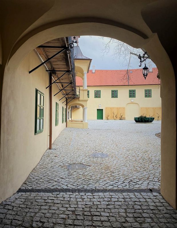 Kaštieľ v Modre - stav po obnove, foto: archív KPÚ BA