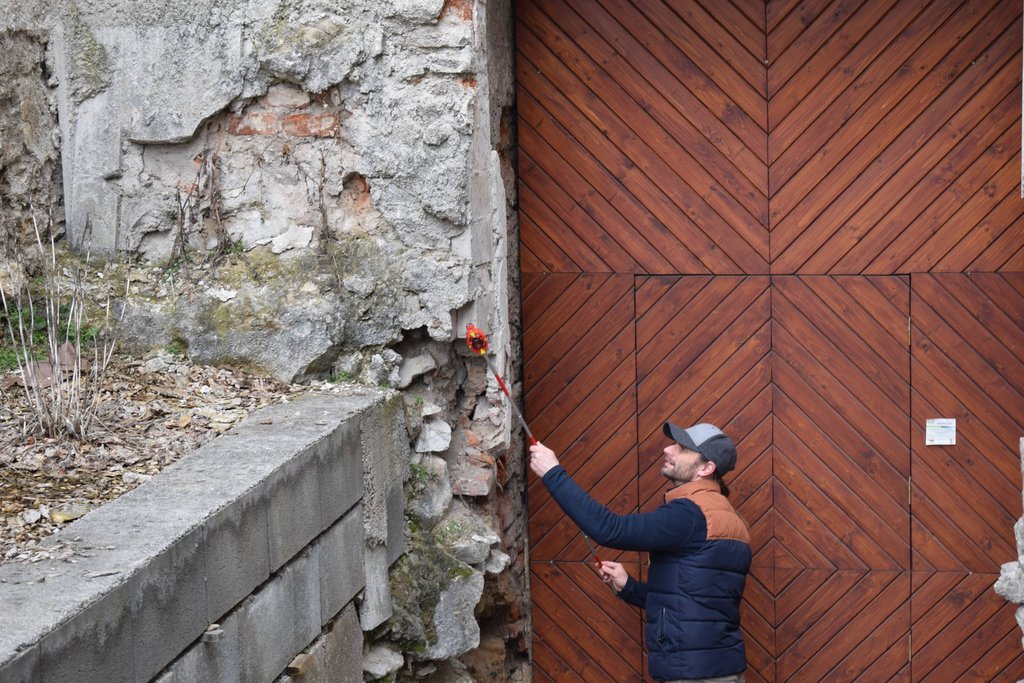 Zber priestorových dát na 3D reverznú rekonštrukciu nálezovej situácie, zdroj: Krajský pamiatkový úrad Banská Bystrica