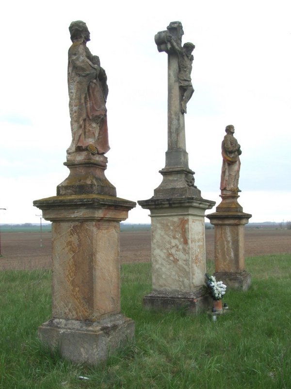 Súsošie Ukrižovania z juhovýchodnej strany, zdroj PÚ SR (foto: Z. Bokorová, 2025) Súsošie Ukrižovania z juhovýchodnej strany, zdroj PÚ SR (foto: Z. Bokorová, 2025)