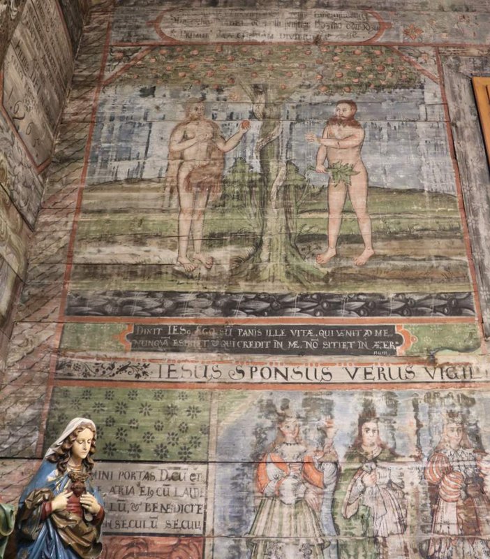 Maliarska výzdoba v drevenom kostole sv. Františka z Assisi v obci Hervartov, foto: PÚSR