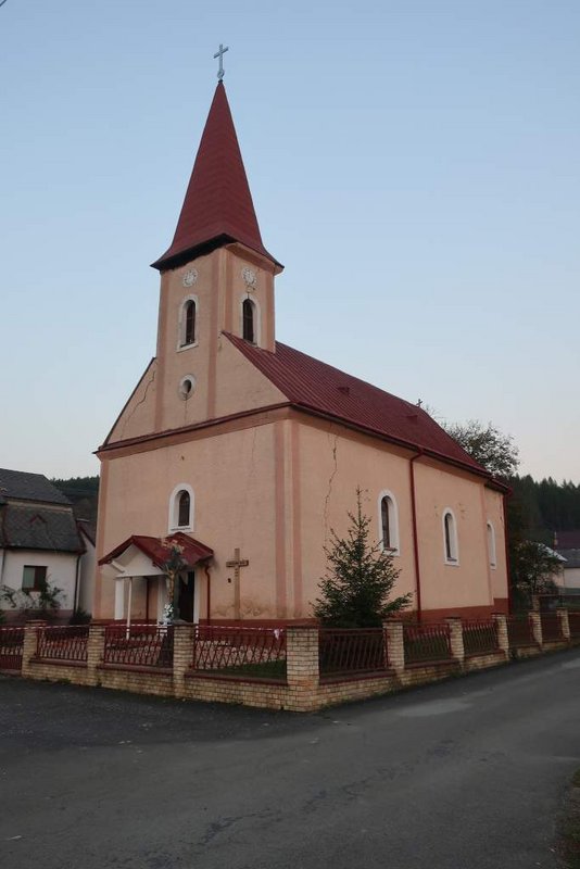 21 Západné a južné fasády kostola – aktuálny stav (14. 10. 2023) , zdroj: Archív KPÚ Prešov