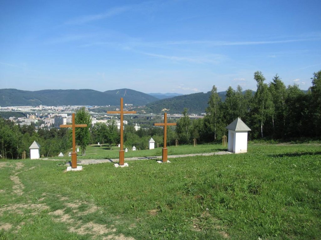 Kalvária tesne pred dokončením obnovy, r.2018