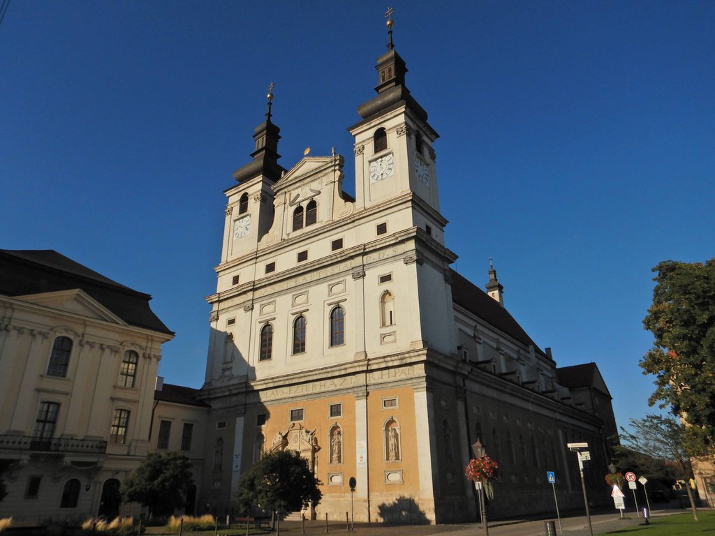 Kostol sv. Jána Krstiteľa Zdroj: KPÚ Trnava (Foto: M. Sládok)