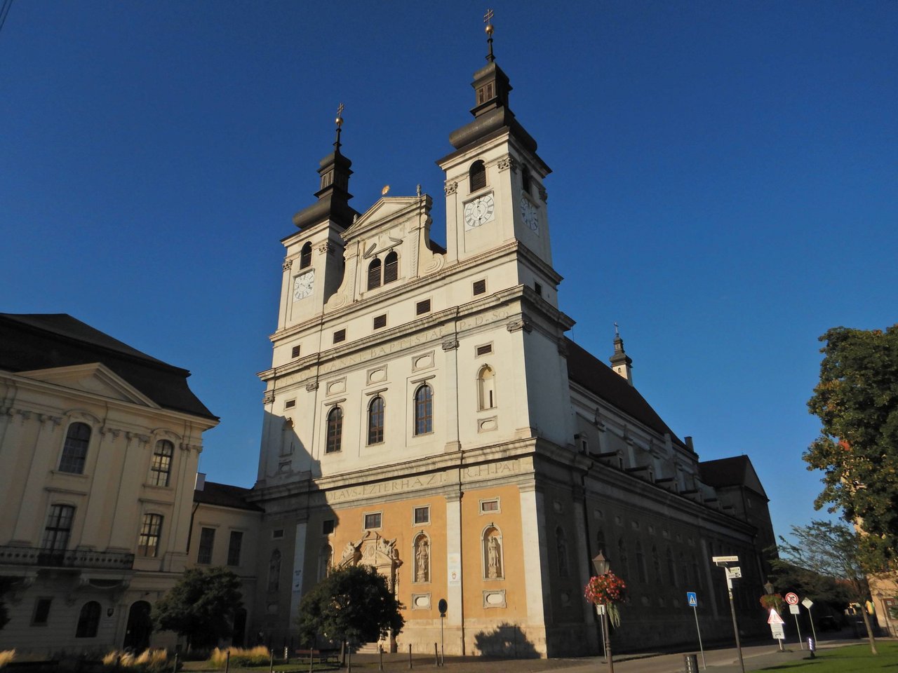 Kostol sv. Jána Krstiteľa Zdroj: KPÚ Trnava (Foto: M. Sládok)