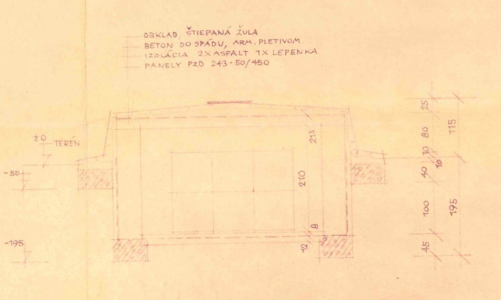 Velka-Lomnica-hrobka_20.jpg