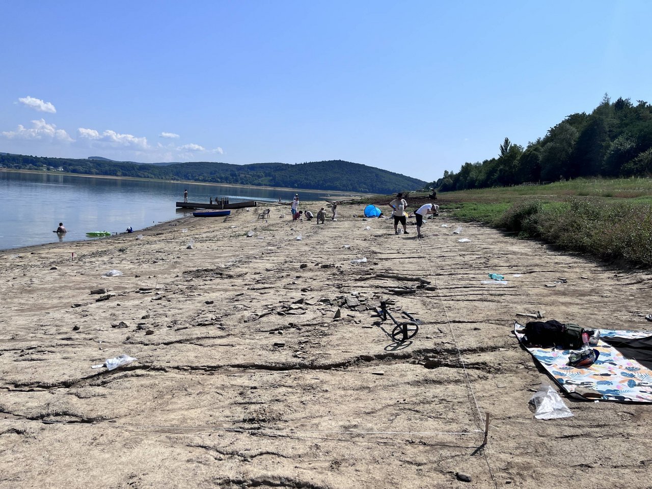 Pohľad na plochu výskumu počas archeologického výskumu, foto: J. Jusko