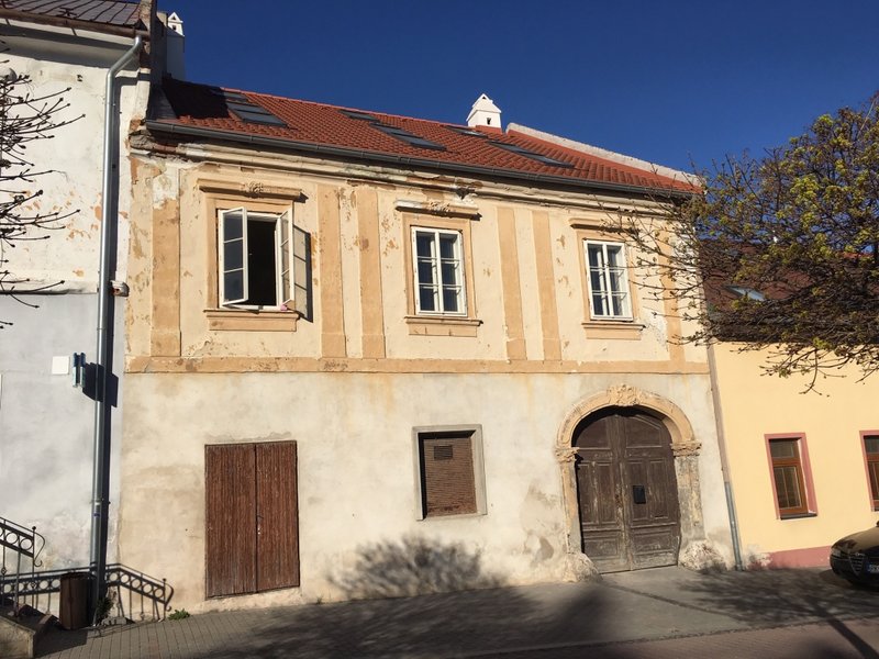 Pôvodný stav fásady meštianskeho domu vo Sv.Jure, zdroj: KPÚ Bratislava