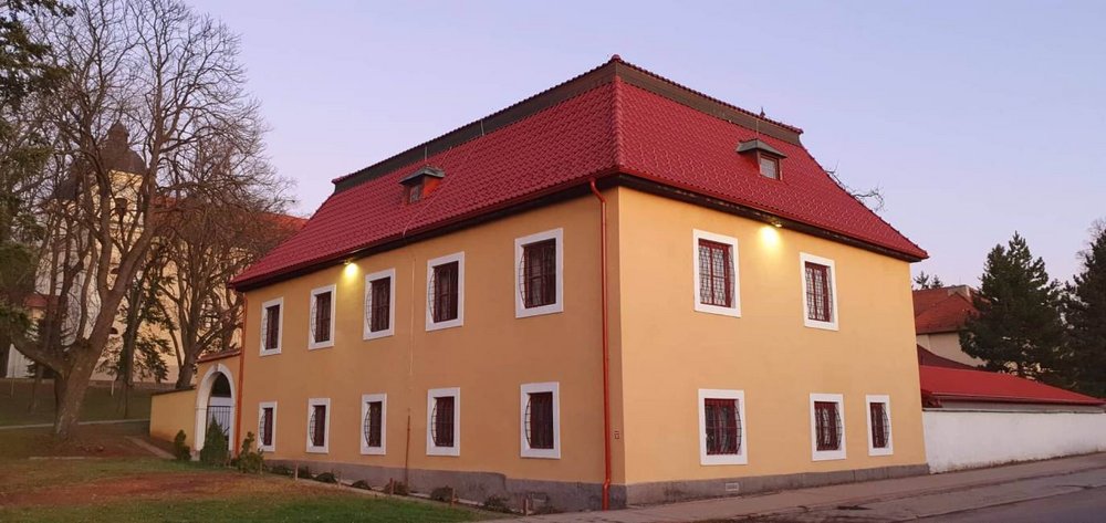Budova bývalého kráľovského soľného úradu v Haliči po obnove 2019