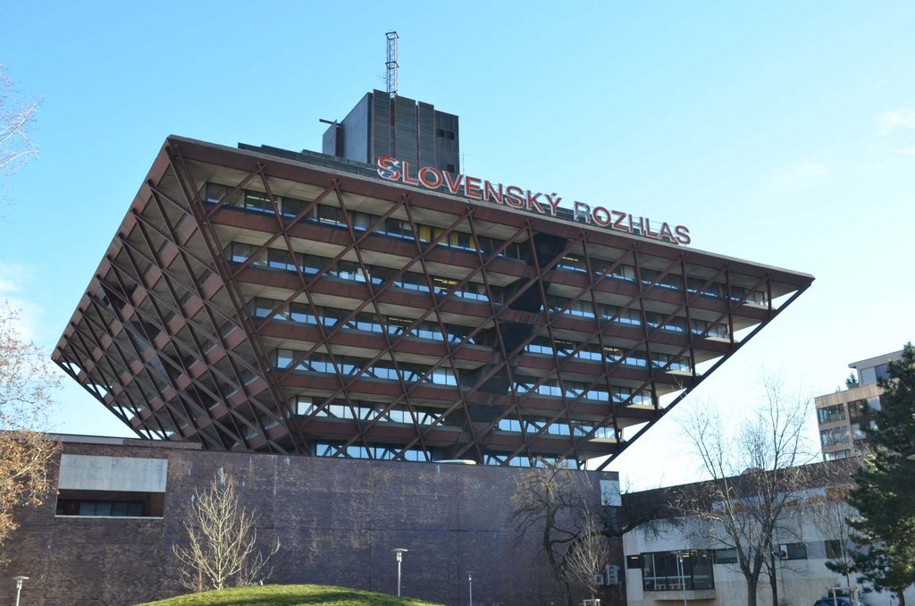 Budova Slovenského rozhlasu - exteriér