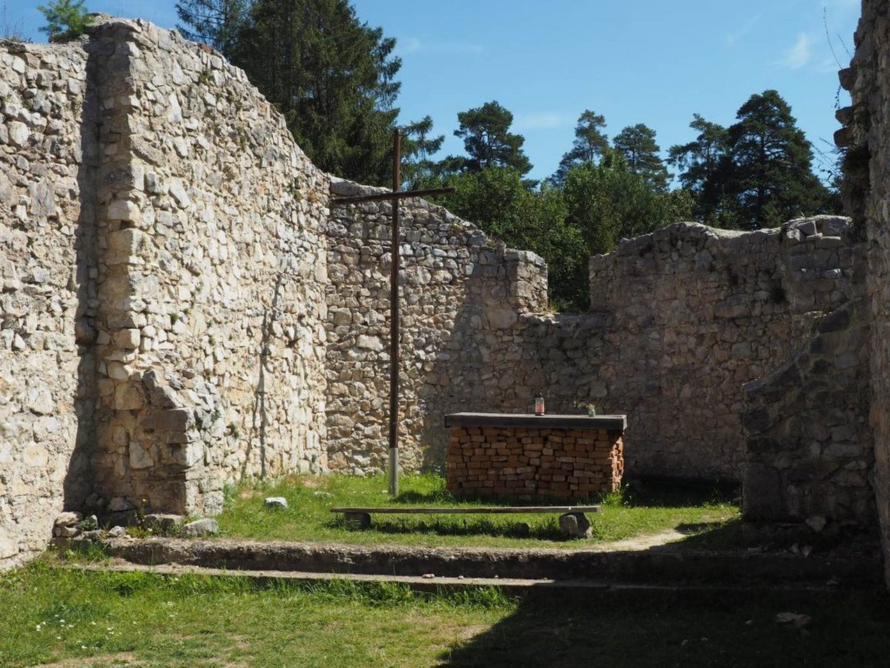 AKCIA: Kláštorisko – kláštor a kostol, foto: rod. Slezák