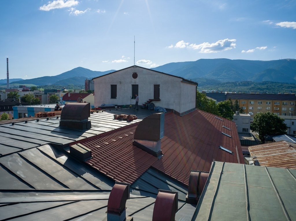 Pohľad na severnú časť strechy s technológiou, foto: B. Konečný, SKD Martin