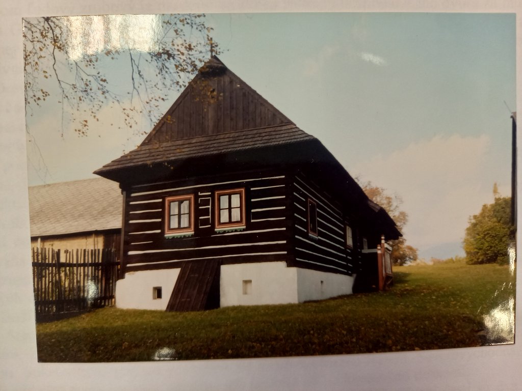 Hálova drevenica pred požiarom, foto: Z. Čechová-Beranová