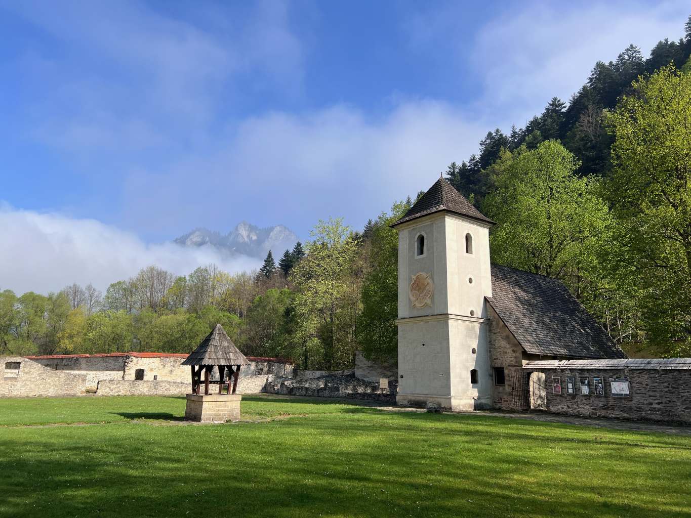 C-klastor-foto.jpg
