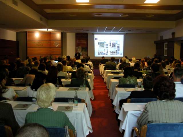 Pohľad do auditória 2