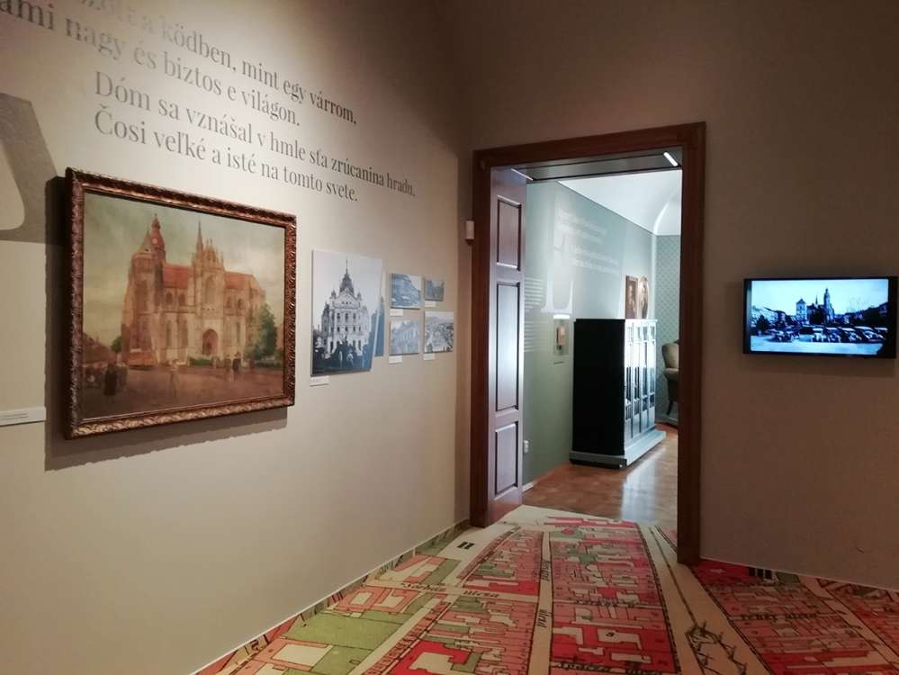 03 – Pamätná výstava S. Máraia, Košice - 1. miestnosť, foto Múzeum