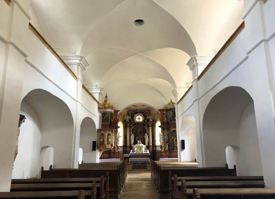 03 - Interiér po obnove kostola v Modre, autor: M. Belohorcová, KPÚ Bratislava